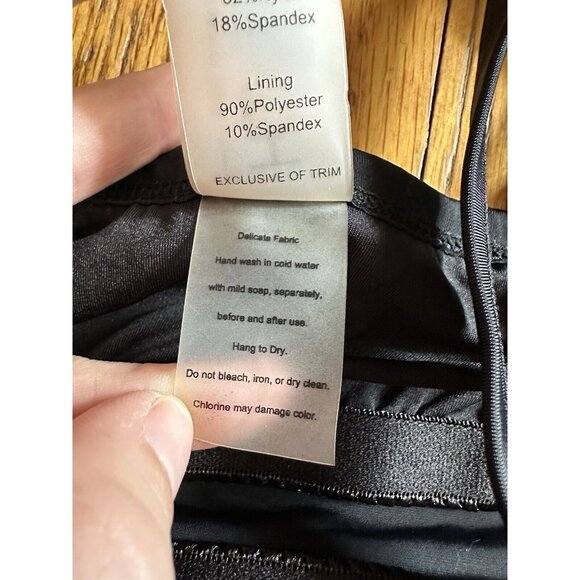 H2oh Capri Tankini Swimtop Swimsuit Black Size L GUC - Picture 6 of 8